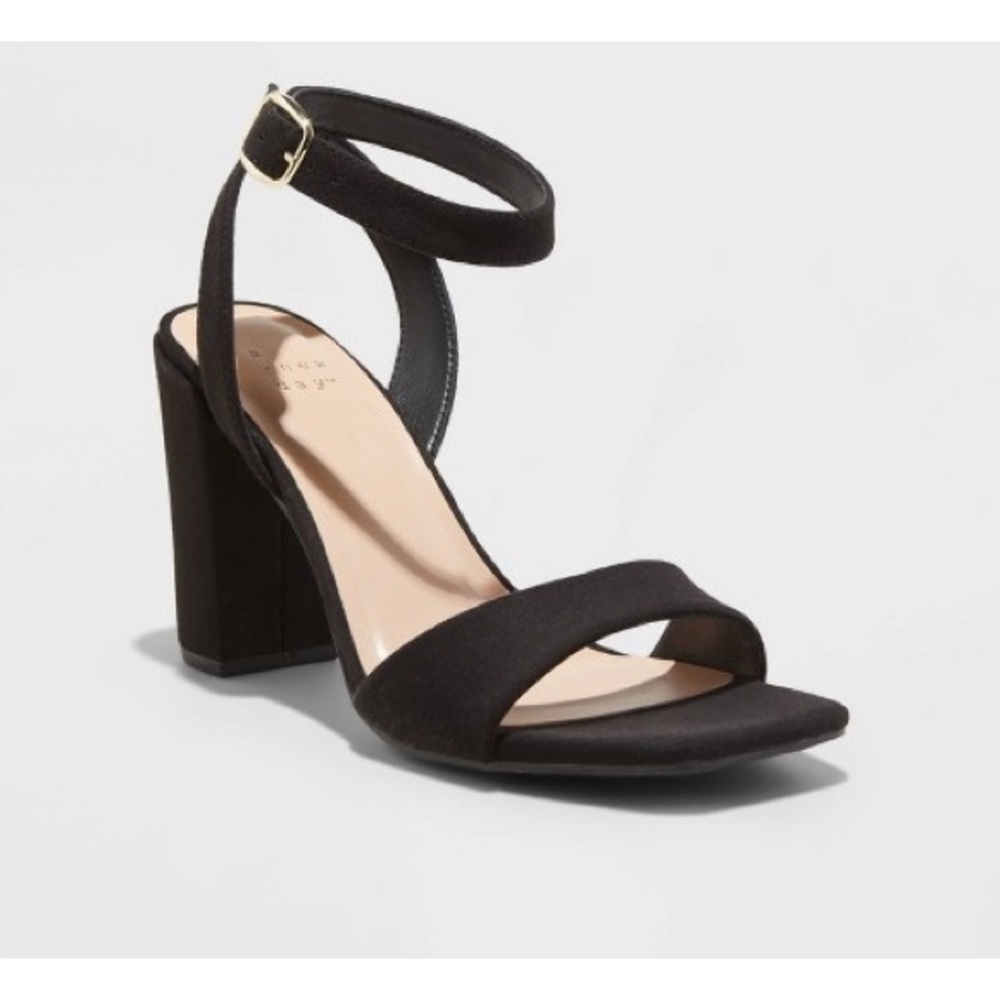 A.New.Day Shoes Sal Heels Matte Black Velvety Foam  Ankle Strap NWT Sz 9